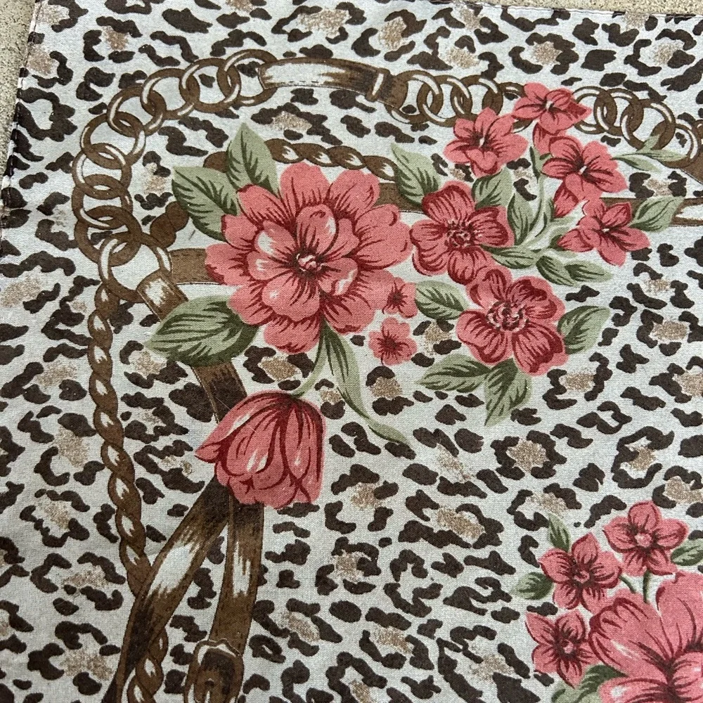 Boutique leopard print